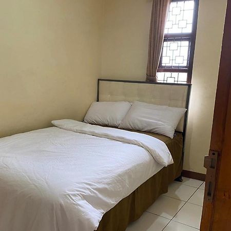 Villa Buana Graha Syariah Bandung Exteriör bild
