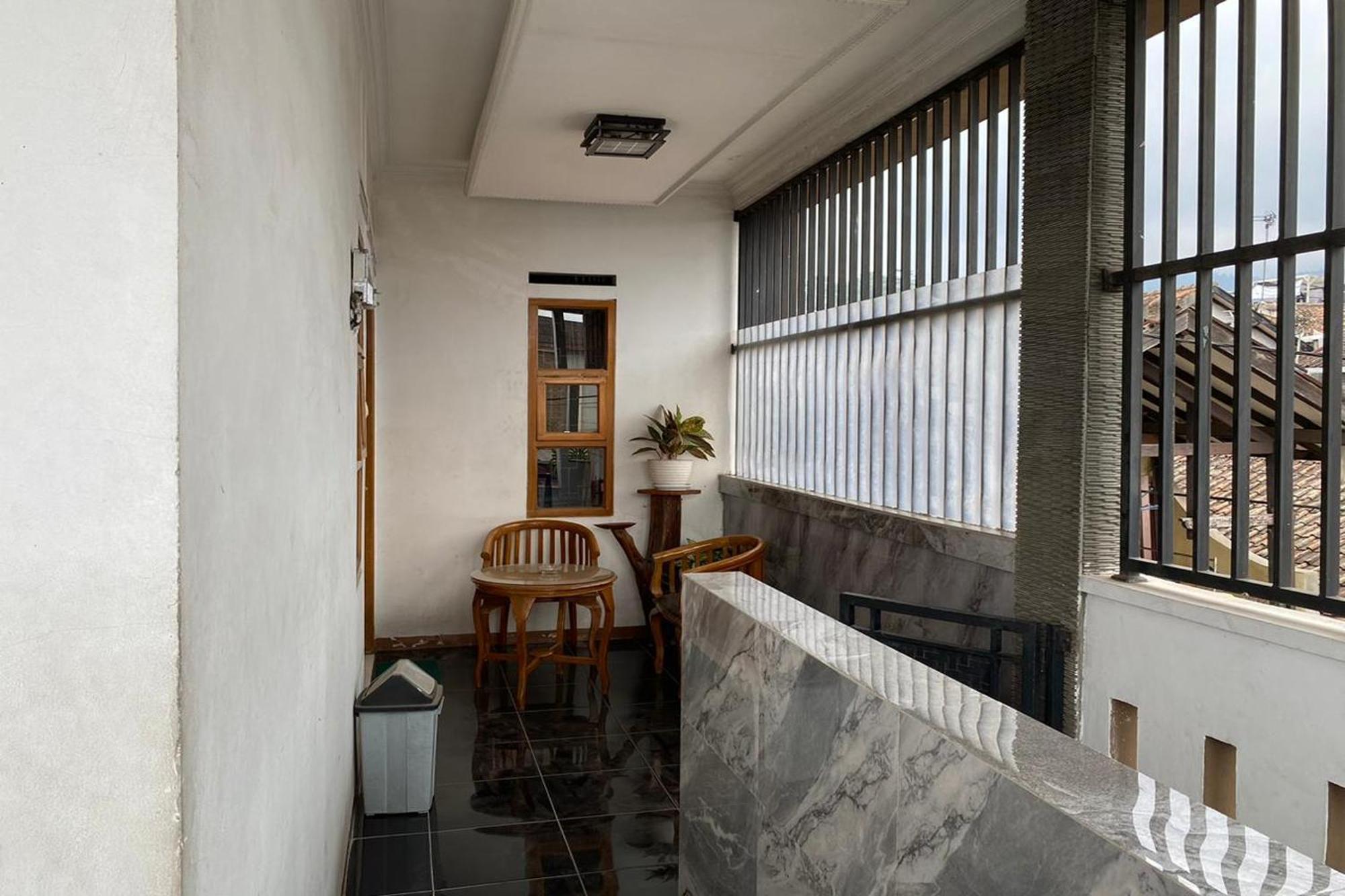 Villa Buana Graha Syariah Bandung Exteriör bild